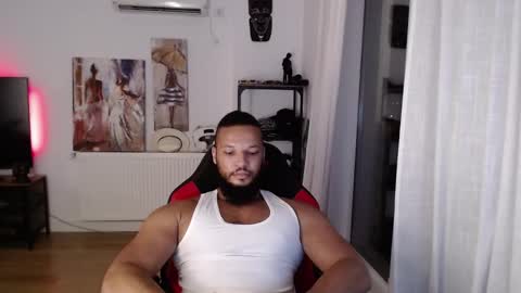 Snapshot of 0_kingsley chatting on 10.30.25 Kingsley online show from 10.30.25