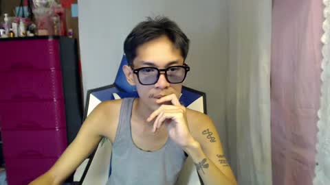 Snapshot of 0cir_asiansatisfy chatting on 07.28.26 RICK online show from 07.28.26