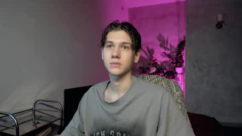 Adam online show from 11.04.25