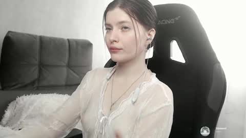 Snapshot of 111__________________ chatting on 11.18.25 111__________________ online show from 11.18.25