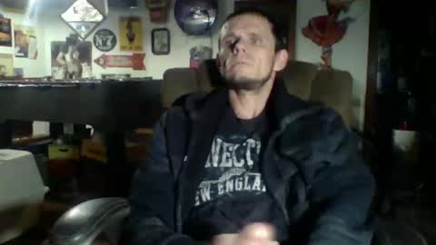 Snapshot of 11inchedward chatting on 01.27.25 11inchedward online show from 01.27.25