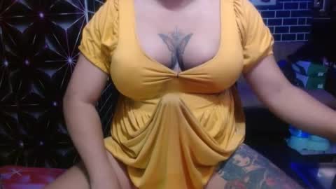  i am trixie im Your Selfsucking Mistress  online show from 05.19.26