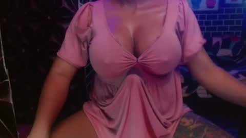  i am trixie im Your Selfsucking Mistress  online show from 06.25.26