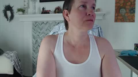 Aurora Willows online show from 01.13.26