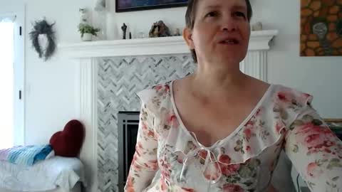 Aurora Willows online show from 03.15.26