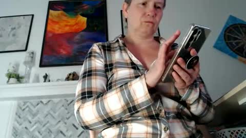 Aurora Willows online show from 06.11.26