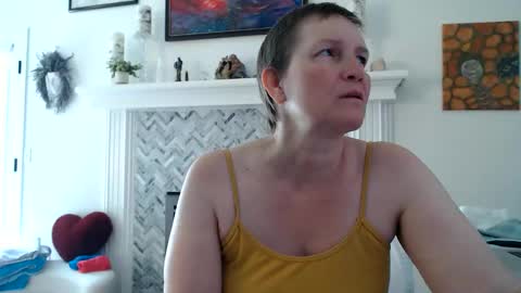 Aurora Willows online show from 06.11.26