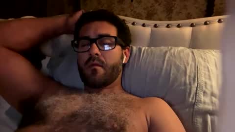 Leandro online show from 02.28.25