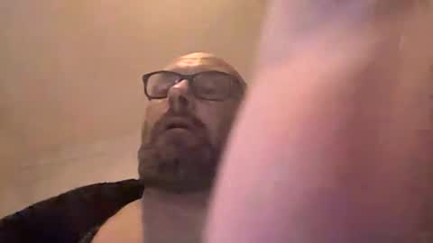 Snapshot of 15chells chatting on 03.29.26 15chells online show from 03.29.26