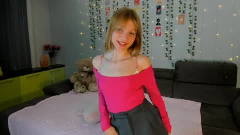 Kira online show from 05.07.26