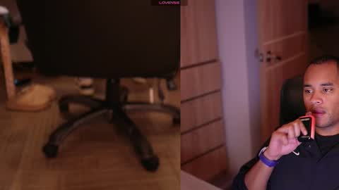 Snapshot of 1909peak chatting on 02.10.26 1909peak online show from 02.10.26