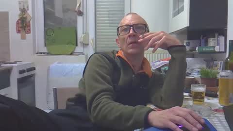 Snapshot of 1973man chatting on 01.07.26 1973man online show from 01.07.26