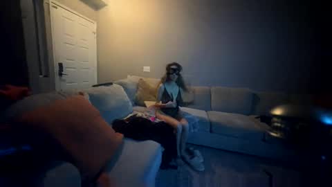 Snapshot of 1980latinocouple chatting on 03.02.25 1980latinocouple online show from 03.02.25