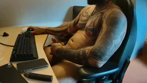 Snapshot of 19andre90 chatting on 09.14.25 19andre90 online show from 09.14.25