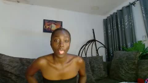 Snapshot of 1_beckah chatting on 05.04.26 beckah online show from 05.04.26