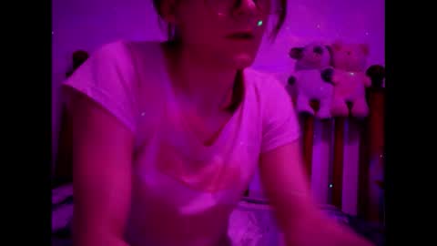 Snapshot of 1cat1dog chatting on 02.14.26 Jenna Taylor online show from 02.14.26