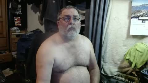 Snapshot of 1dusty60 chatting on 02.10.25 1dusty60 online show from 02.10.25