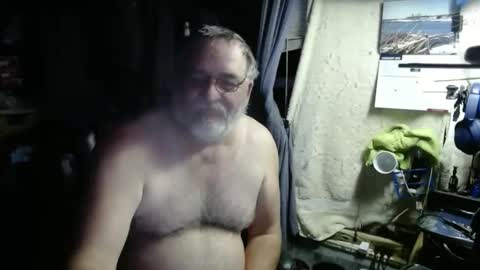 Snapshot of 1dusty60 chatting on 02.17.25 1dusty60 online show from 02.17.25