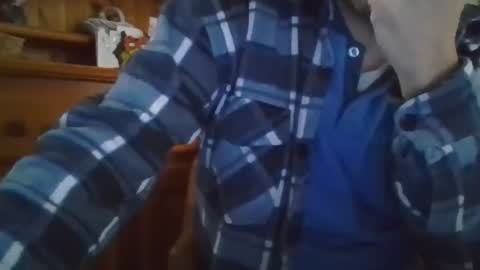 Snapshot of 1guido chatting on 04.12.26 Guido online show from 04.12.26