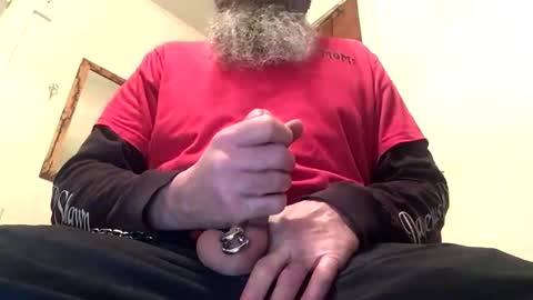 Snapshot of 1harddad2swallow chatting on 01.11.26 1harddad2swallow online show from 01.11.26