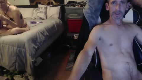 Snapshot of 1hotcouple2c chatting on 10.17.25 1hotcouple2c online show from 10.17.25