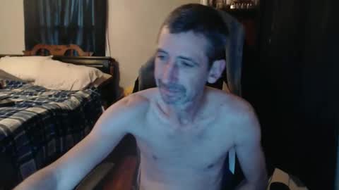 Snapshot of 1hotcouple2c chatting on 01.16.26 1hotcouple2c online show from 01.16.26