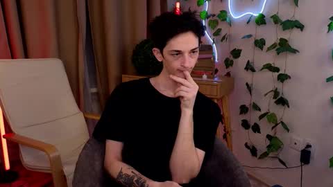 Snapshot of 1itt1efox chatting on 03.18.26 Max online show from 03.18.26