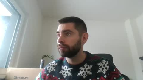 Snapshot of 1kamilkamil11 chatting on 12.10.24 kam online show from 12.10.24