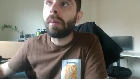 Snapshot of 1kamilkamil11 chatting on 12.18.24 kam online show from 12.18.24