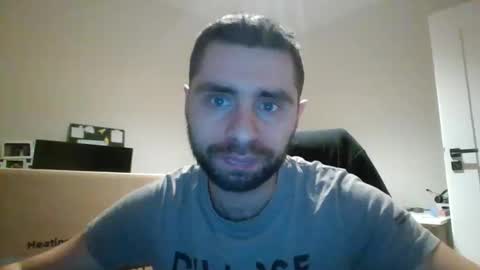 Snapshot of 1kamilkamil11 chatting on 01.25.25 kam online show from 01.25.25