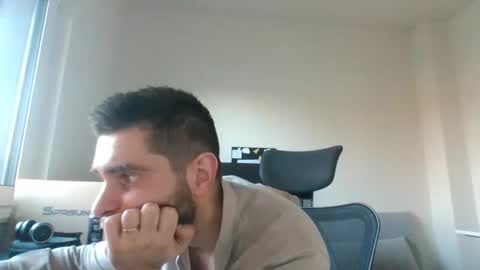 Snapshot of 1kamilkamil11 chatting on 01.30.25 kam online show from 01.30.25