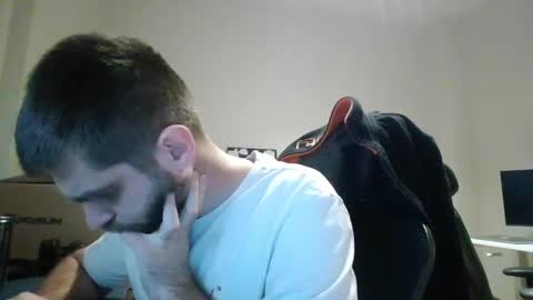 Snapshot of 1kamilkamil11 chatting on 02.04.25 kam online show from 02.04.25