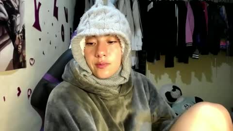 Snapshot of 1kandylove chatting on 10.05.25 1kandylove online show from 10.05.25