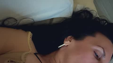 Snapshot of 1lovely1 chatting on 01.11.26 Onna online show from 01.11.26