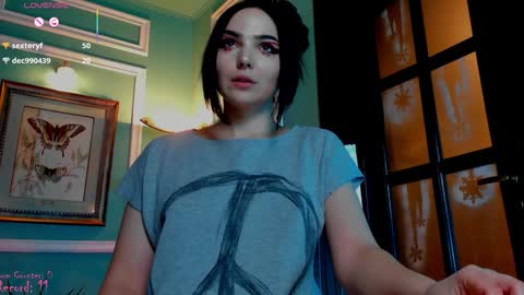 Moona  online show from 01.26.25