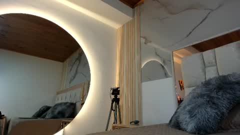 Luisa online show from 06.12.26