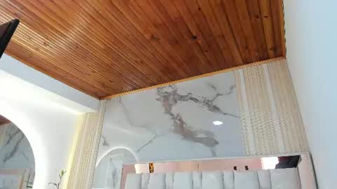 Snapshot of 1naughty_milf chatting on 08.01.26 Luisa online show from 08.01.26