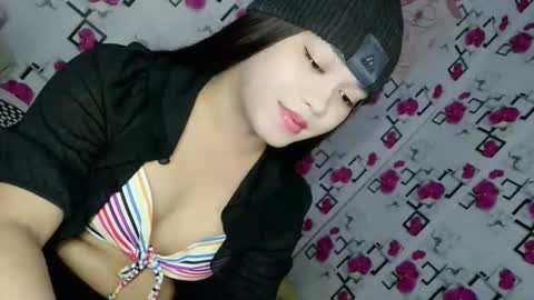1sexy_kim69 online show from 04.17.26