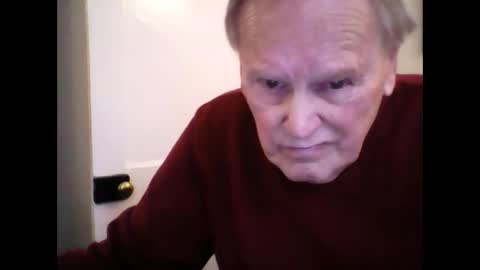 Snapshot of 1shorty chatting on 10.03.25 1shorty online show from 10.03.25