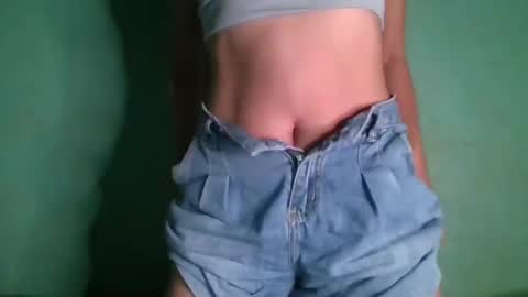 Snapshot of 1smile4u chatting on 12.22.24 1smile4u online show from 12.22.24