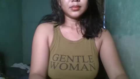 Snapshot of 1smile4u chatting on 11.02.25 1smile4u online show from 11.02.25