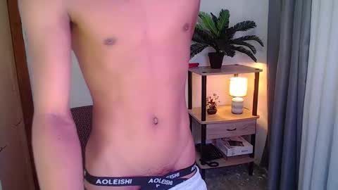 1sweetloverxx online show from 04.19.26