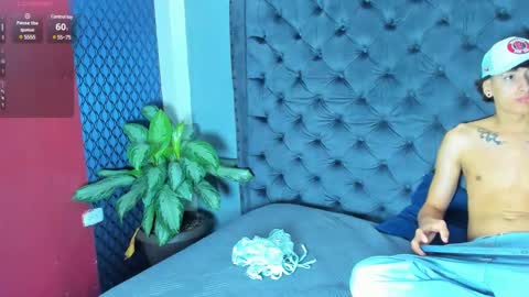 Snapshot of 1threestar chatting on 02.22.25 1Threestar online show from 02.22.25