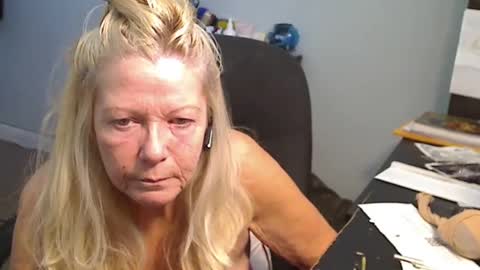 Snapshot of 1xtrahornyone chatting on 12.03.24 Susan online show from 12.03.24