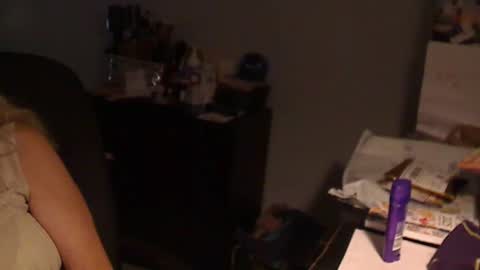 Snapshot of 1xtrahornyone chatting on 01.18.25 Susan online show from 01.18.25