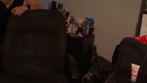 Snapshot of 1xtrahornyone chatting on 01.25.25 Susan online show from 01.25.25