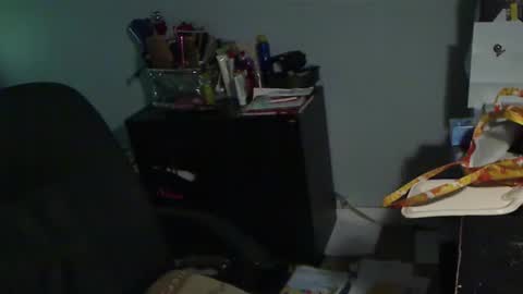 Snapshot of 1xtrahornyone chatting on 10.21.25 Susan online show from 10.21.25