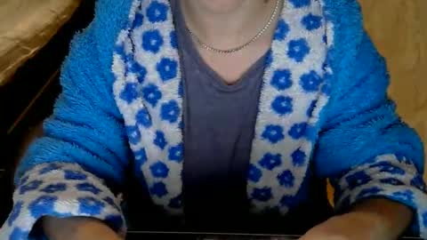 Snapshot of 1your_hot_girls chatting on 02.18.25 1your_hot_girls online show from 02.18.25