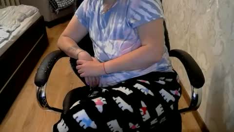 Snapshot of 1your_hot_girls chatting on 10.23.25 1your_hot_girls online show from 10.23.25