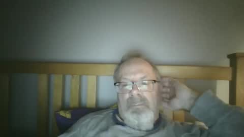 Snapshot of 2003dynawideglide chatting on 12.02.24 2003dynawideglide online show from 12.02.24